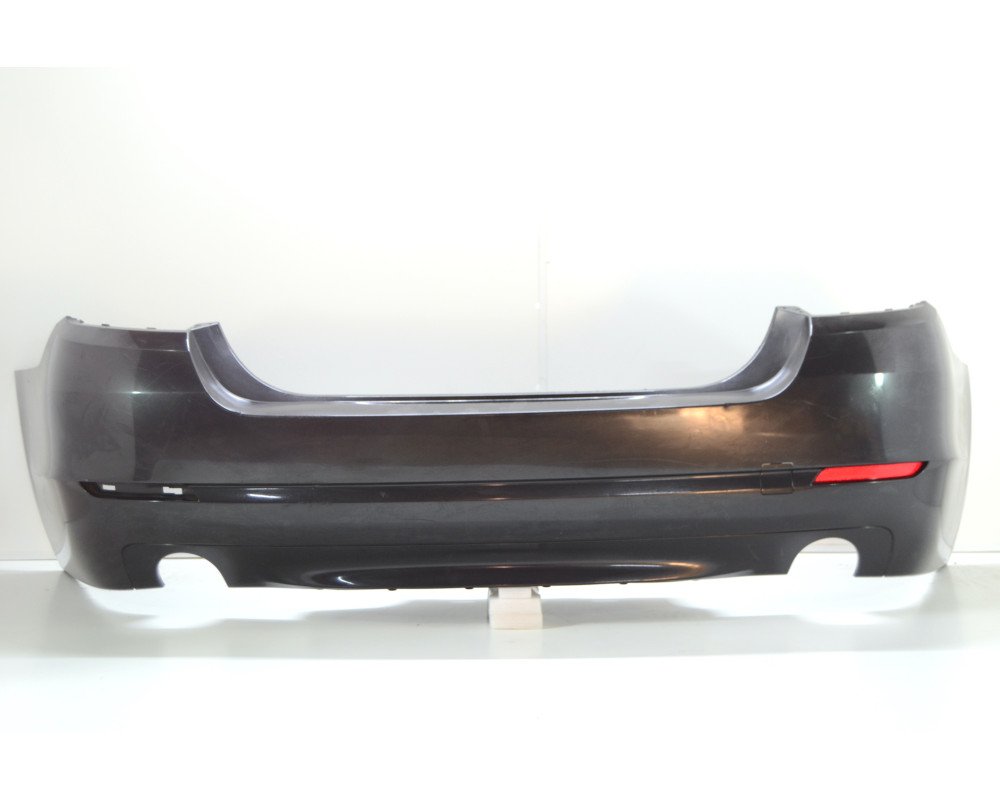 7240331 Бампер задній bmw F10 (колір A90)