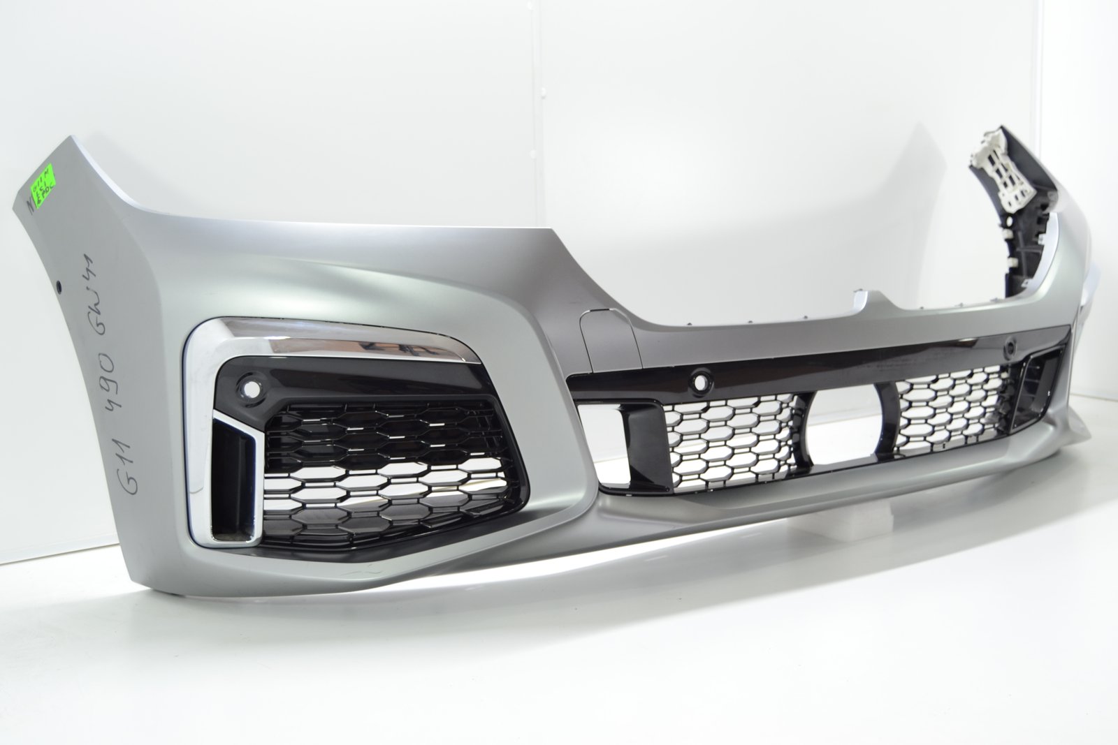 8096931 Бампер передній bmw G11 G12 LCI (колір 490)  EU M-Pack
