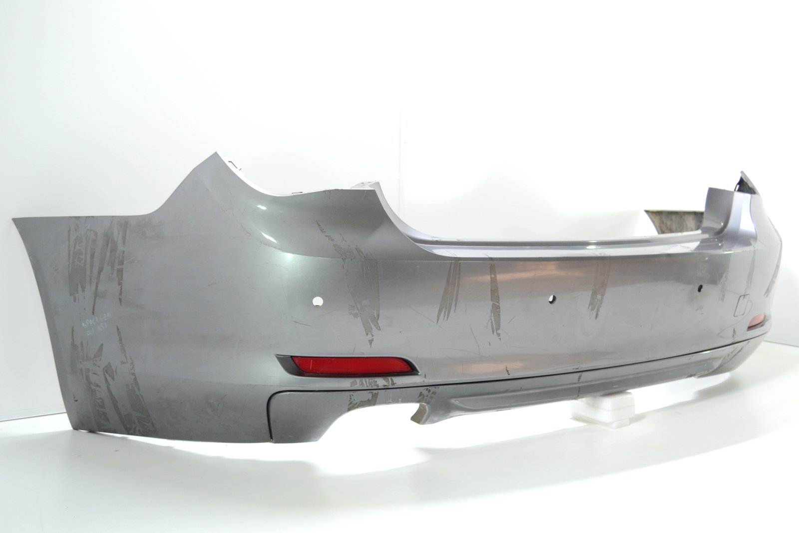 7209924 Бампер задній bmw F01 F02 EU (колір А52)