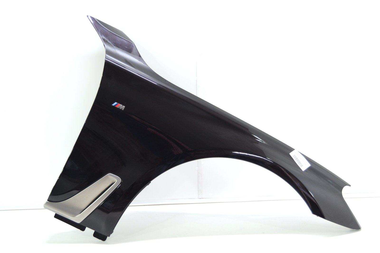 7427514 Крило переднє праве bmw G11 G12 (колір x03)