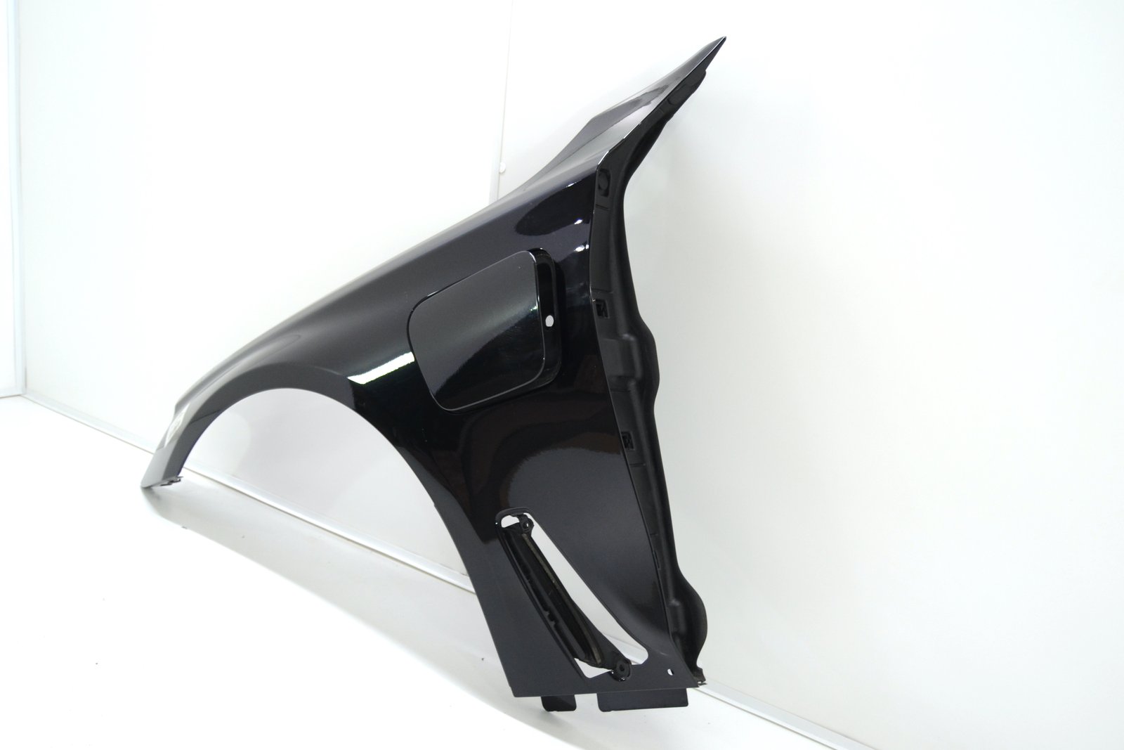 7427519 7358861 Крило переднє ліве bmw G11 G12 (колір 475) HYBRID