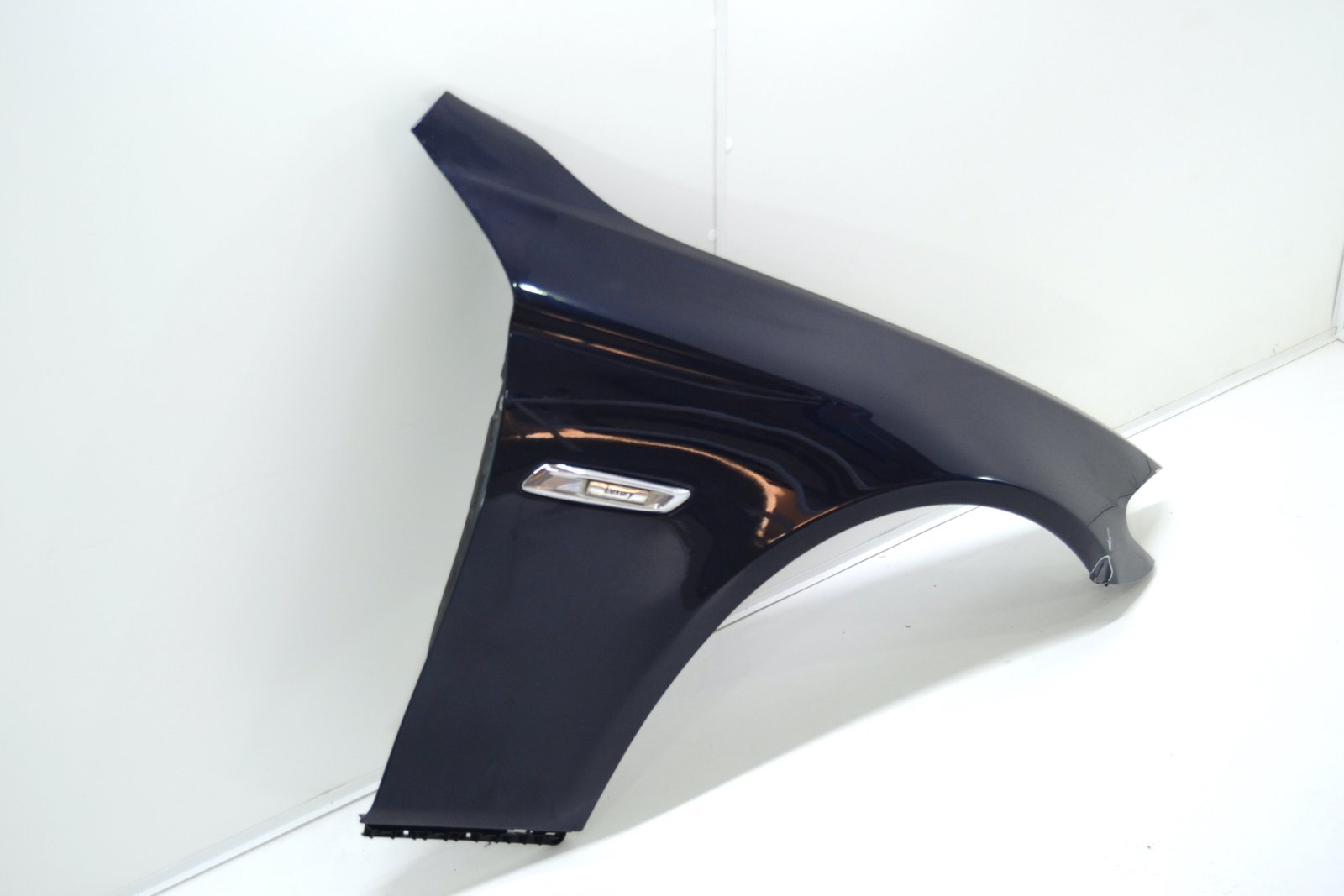 7248660 Крило переднє праве bmw F10 F11 (колір 416)