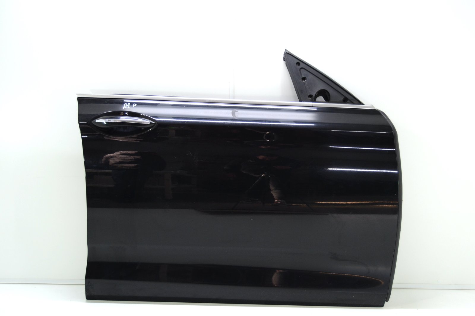 7206440 7248176 7228148  Двері передні праві bmw F07 GT5 (колір 668)