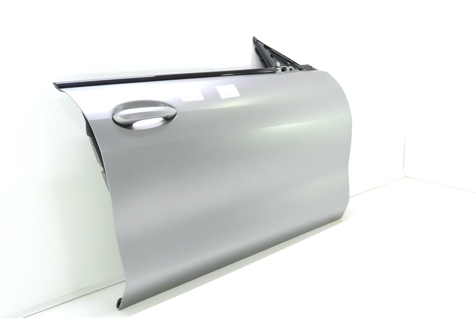 7455098 Двері передні праві bmw G16 M8 (колір 490)