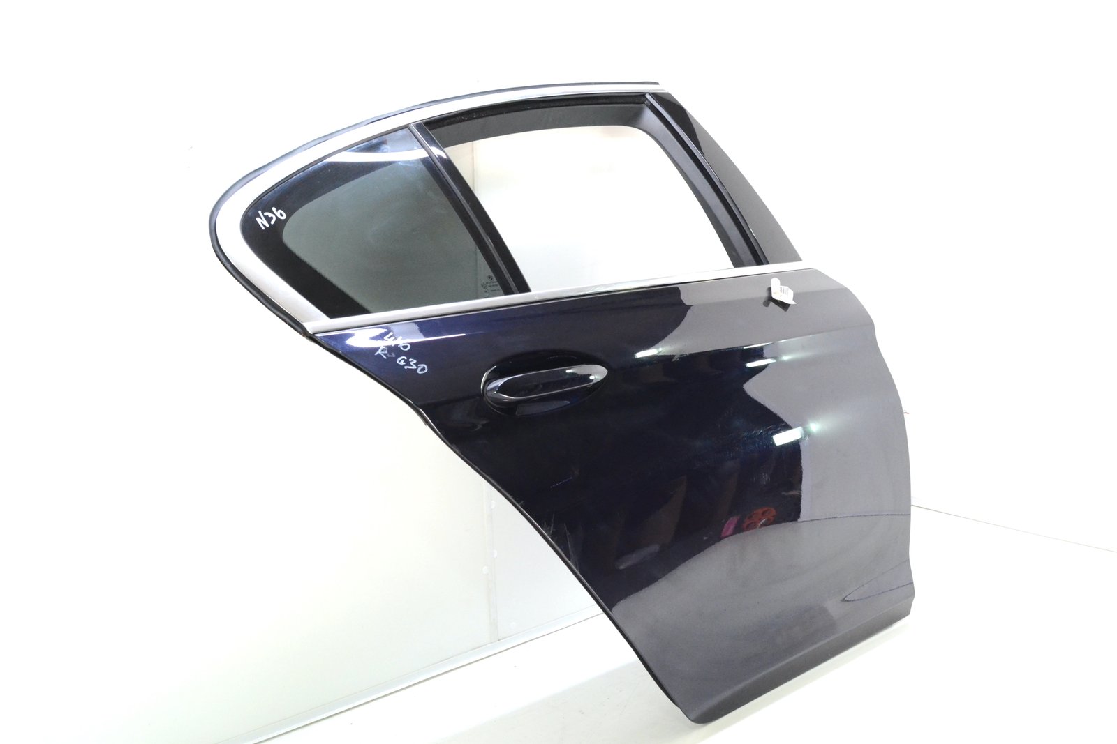 7408964 Двері задні праві bmw G30 (колір 416)