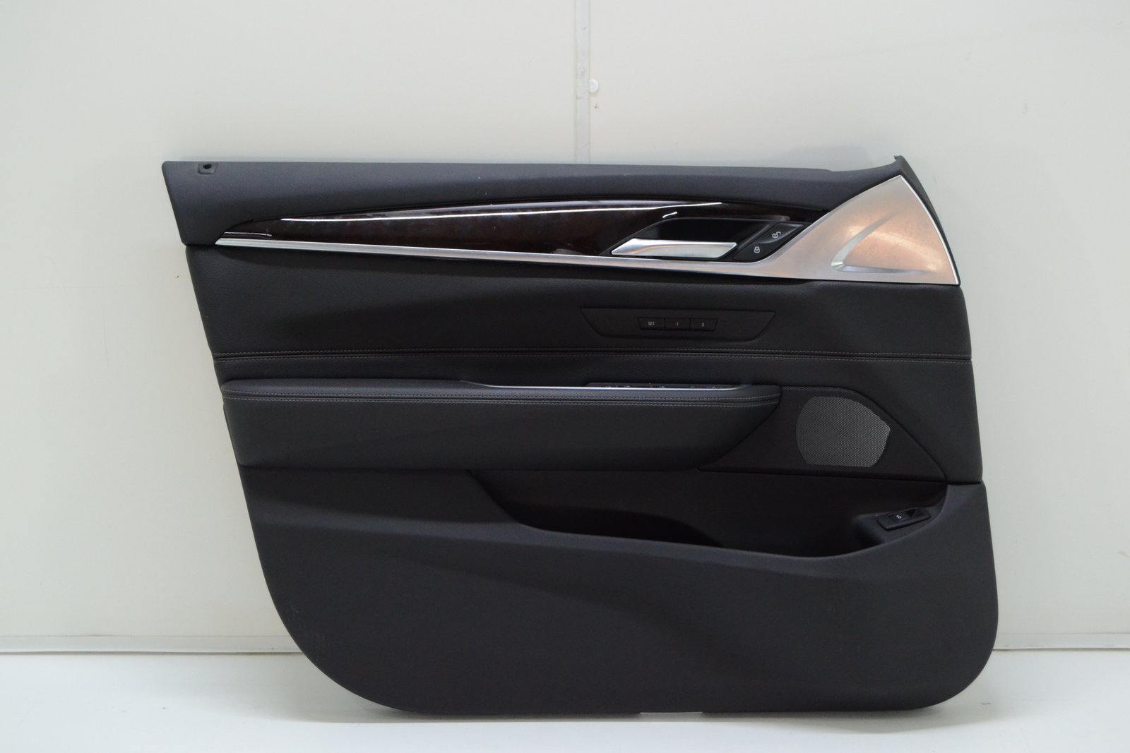 Карта дверей передня ліва bmw G32 (schwarz, embient)