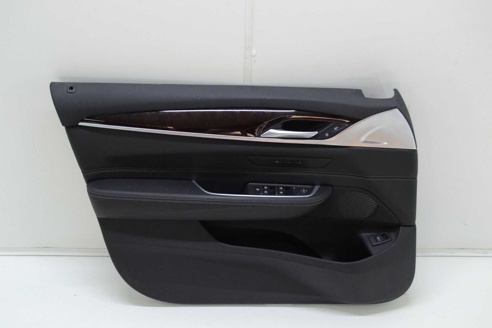Карта дверей передня ліва bmw G32 (schwarz, embient)