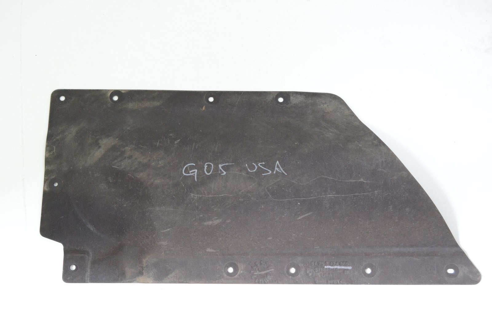 7224885 Захист bmw G05 G06 G07