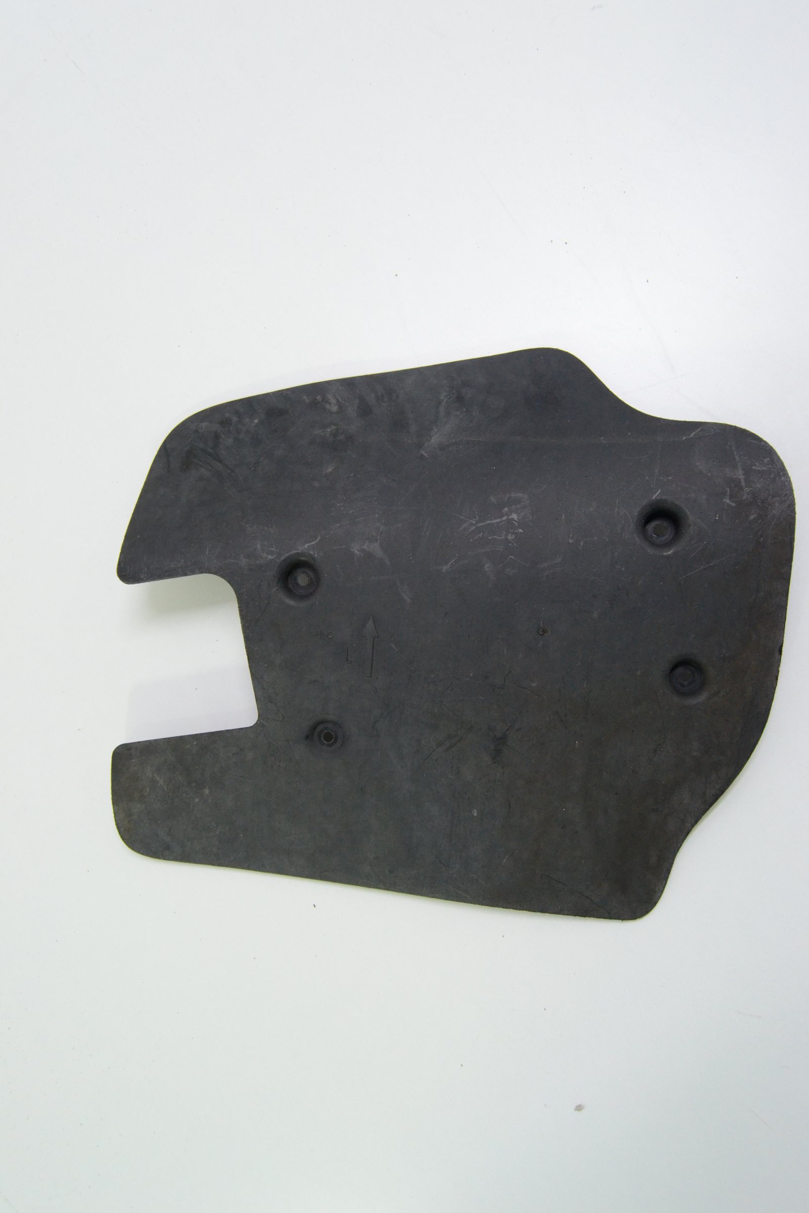 6869385 Захист bmw G30