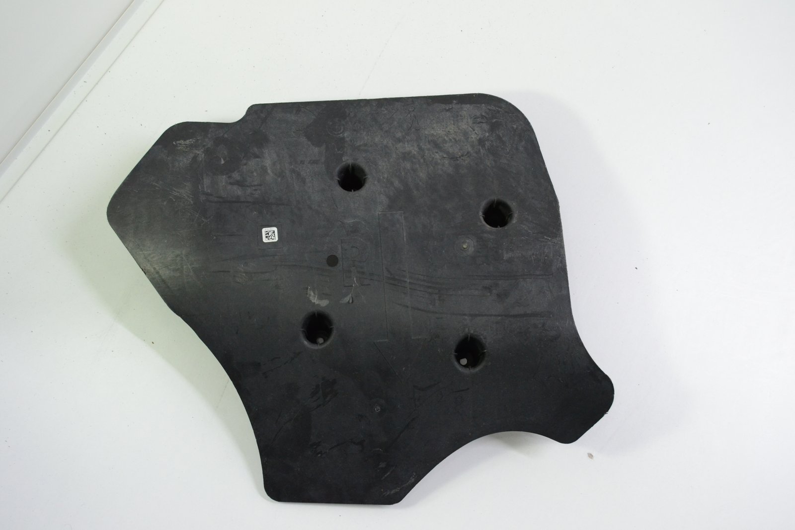 6876804 Захист bmw G20 G21 G29