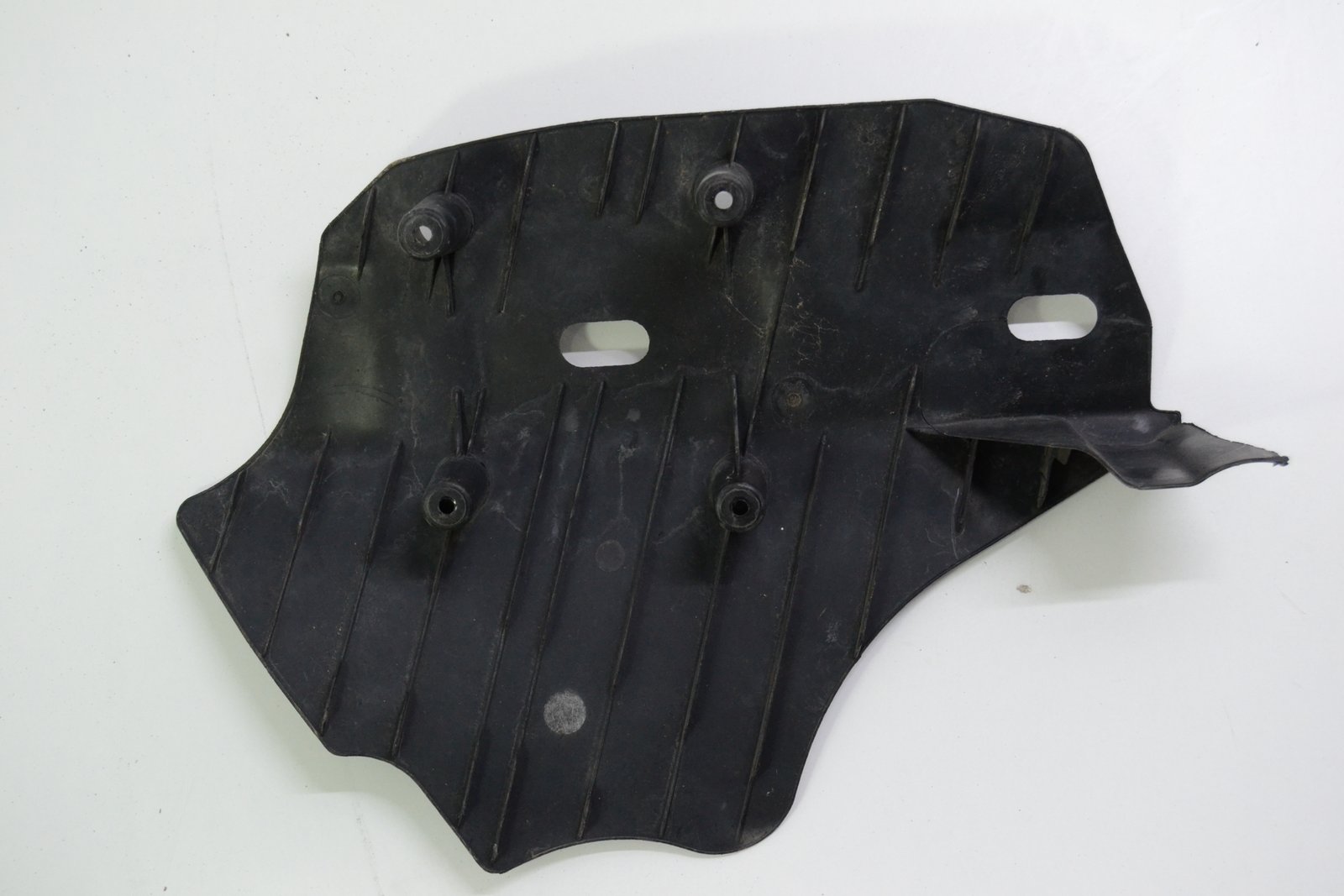 6796138 Захист bmw F20 F30 F34 