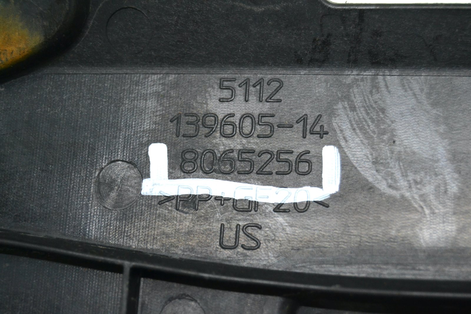 8065256 Кронштейн бампера bmw F97 X3