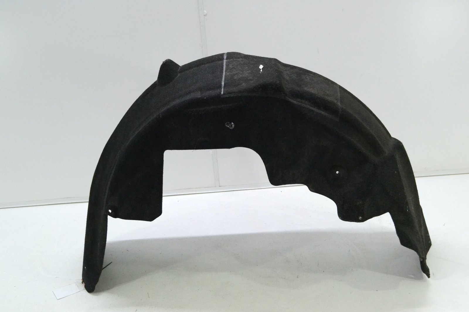 7209188 Підкрилок задній правий bmw F11