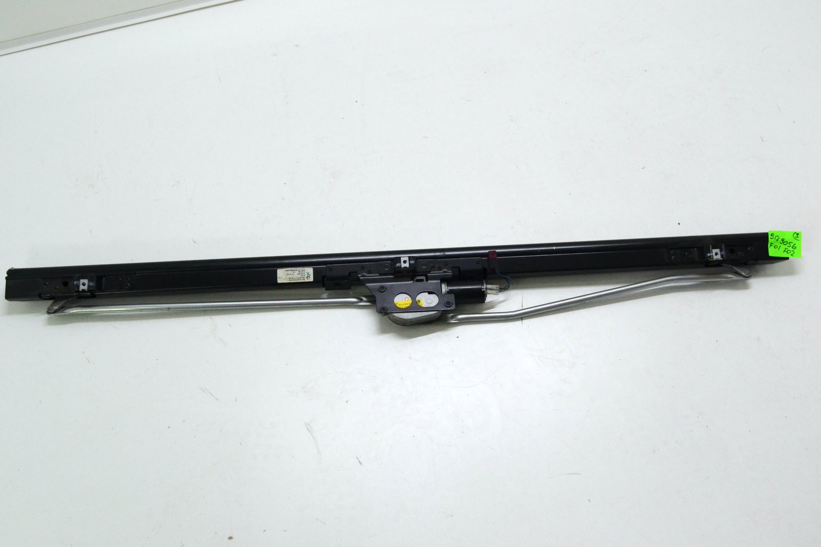 9129056 Шторка задня bmw F01 F02 F04
