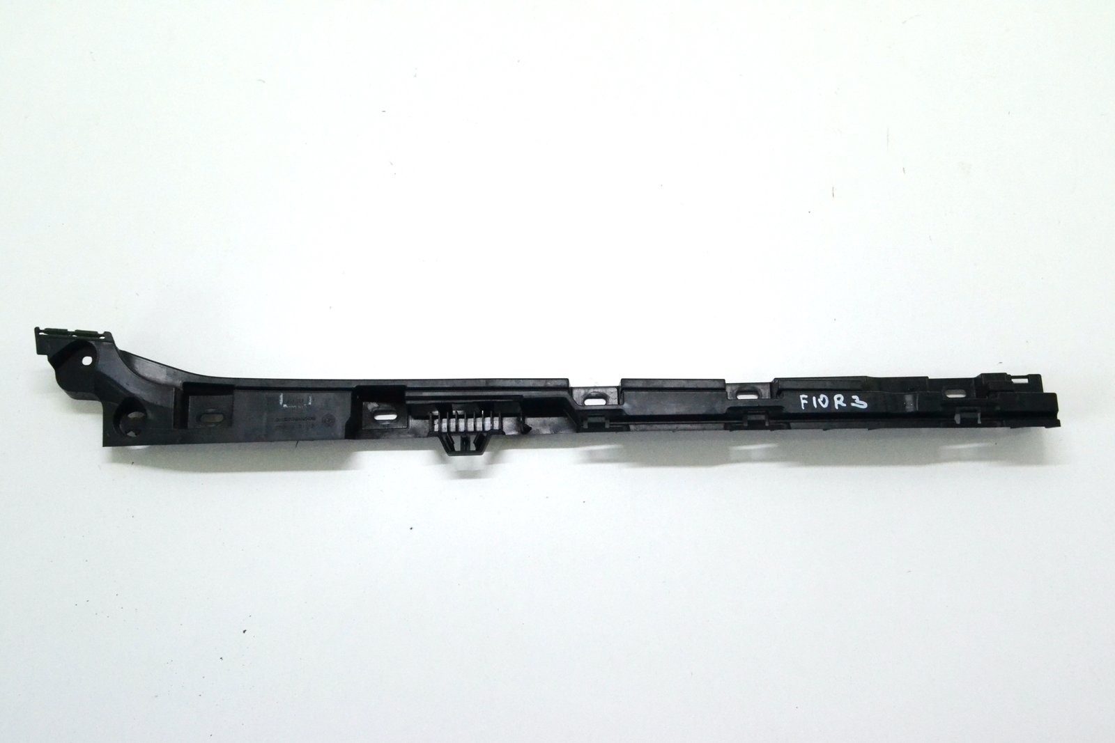 7204022 Кріплення порога bmw F10 F11