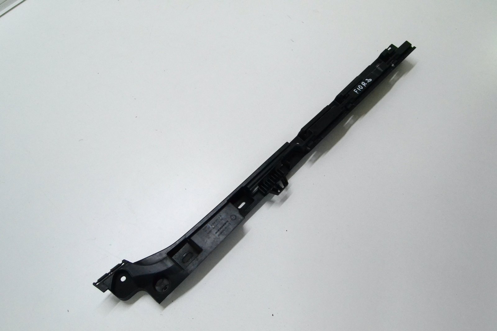 7204022 Кріплення порога bmw F10 F11