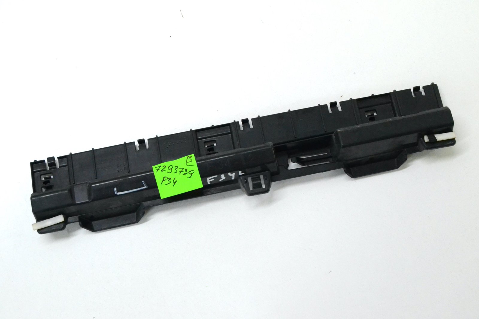 7293739 Кріплення порога bmw F34 