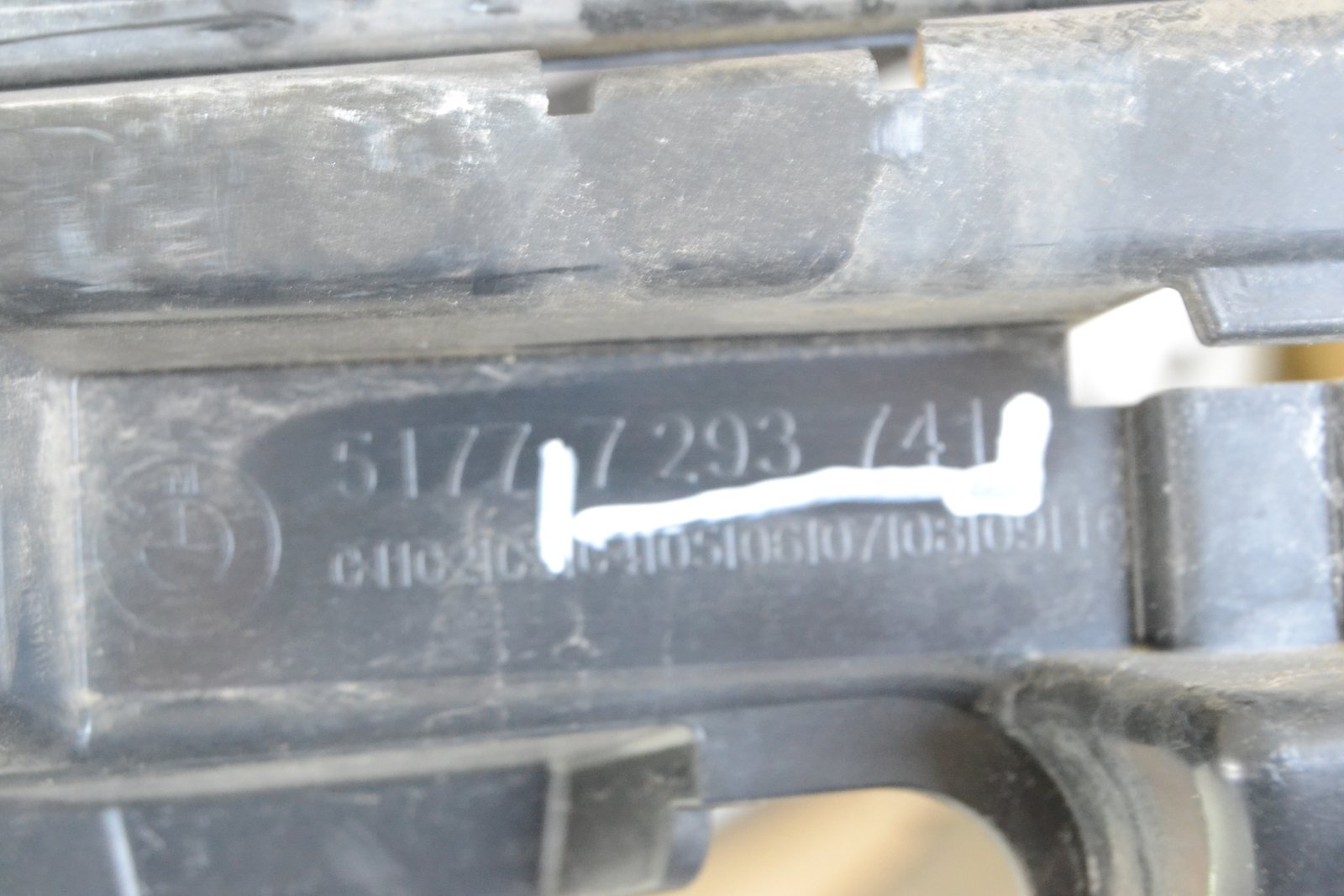 7293741 Кріплення порога bmw F34