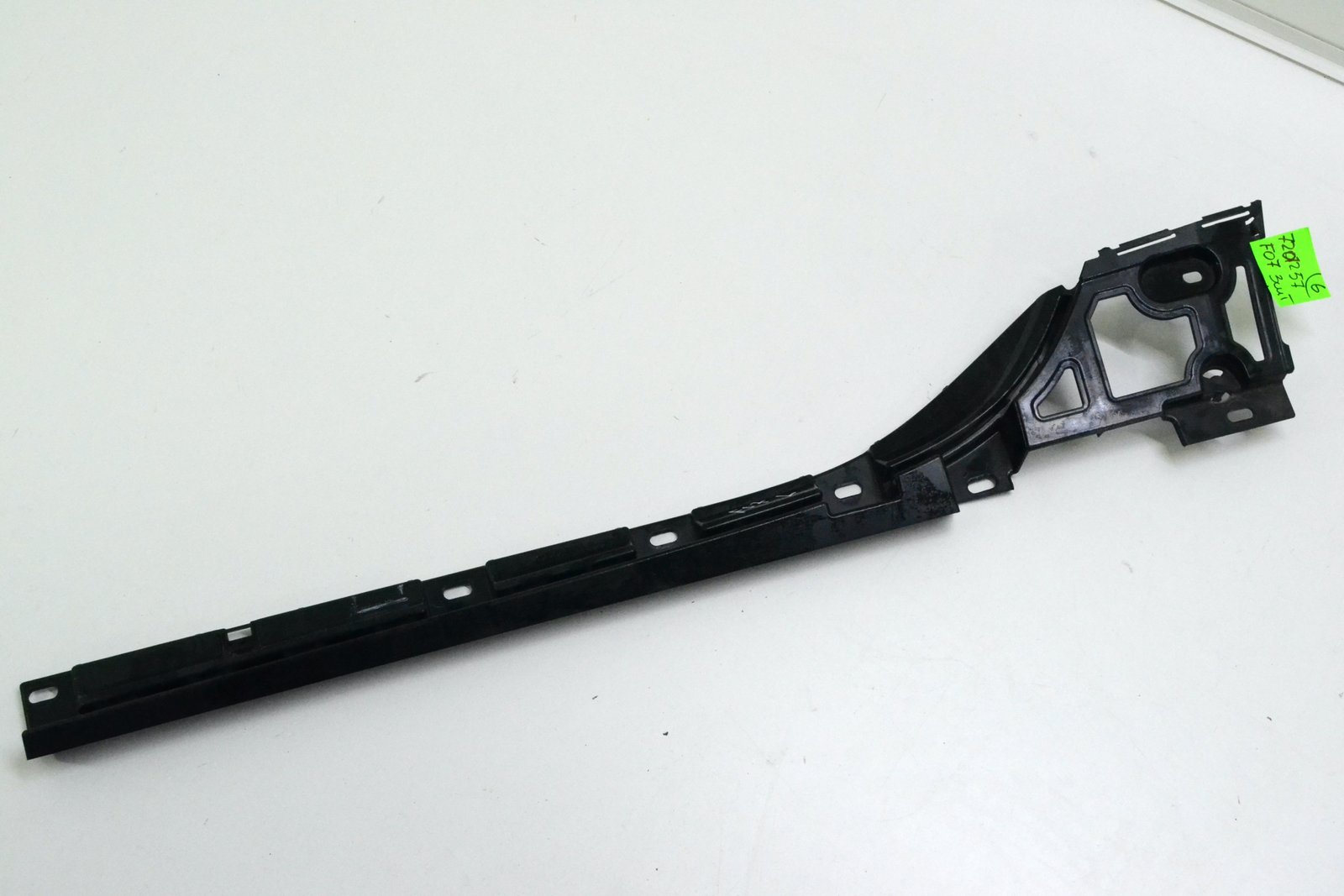 7201257 Кріплення порога bmw F07