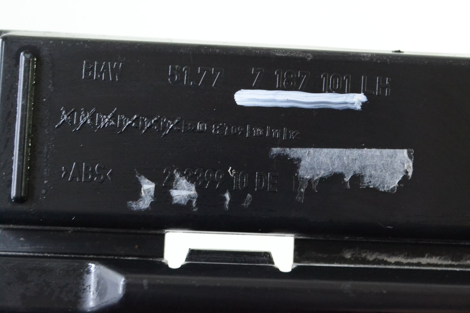 7187101 Кріплення порога bmw F01