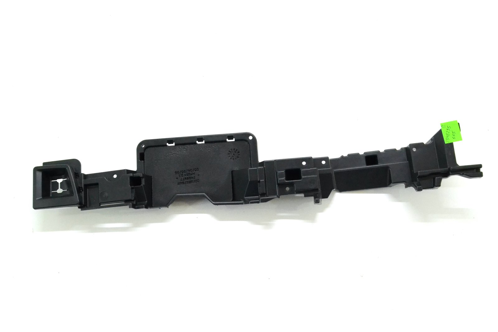 7438235 7486877 bmw G05