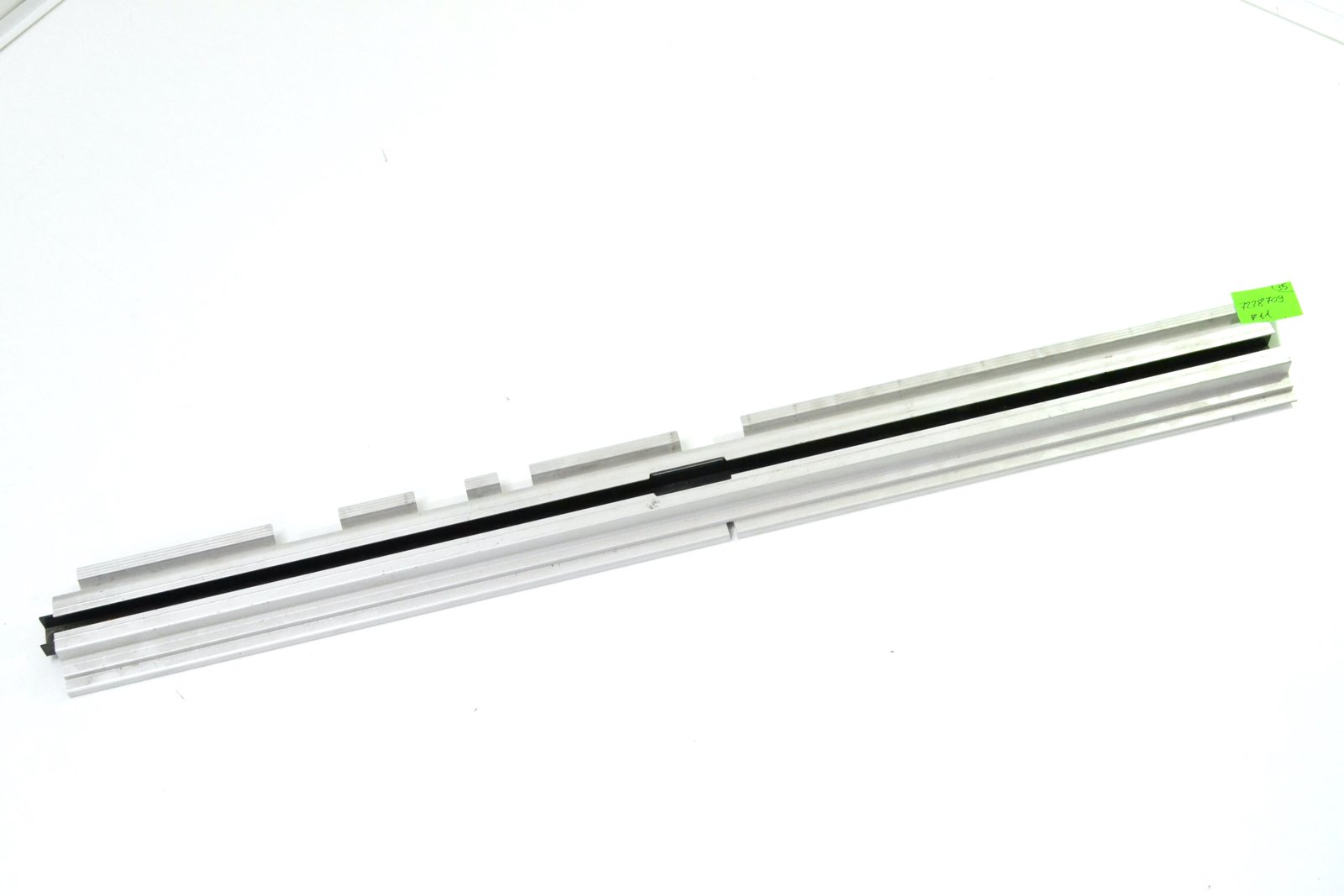 7228709 bmw F11