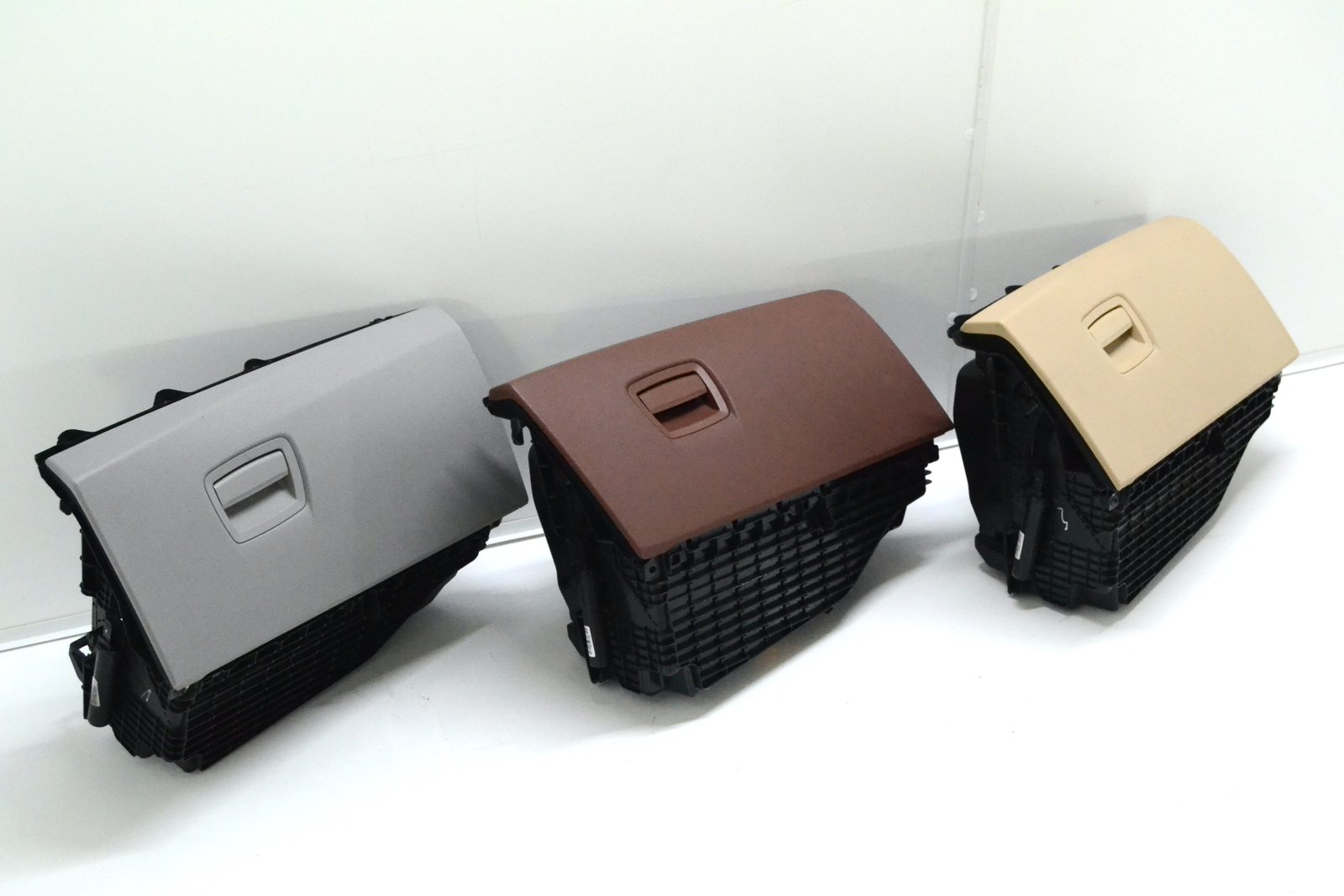 9166683 Бардачок bmw F10 