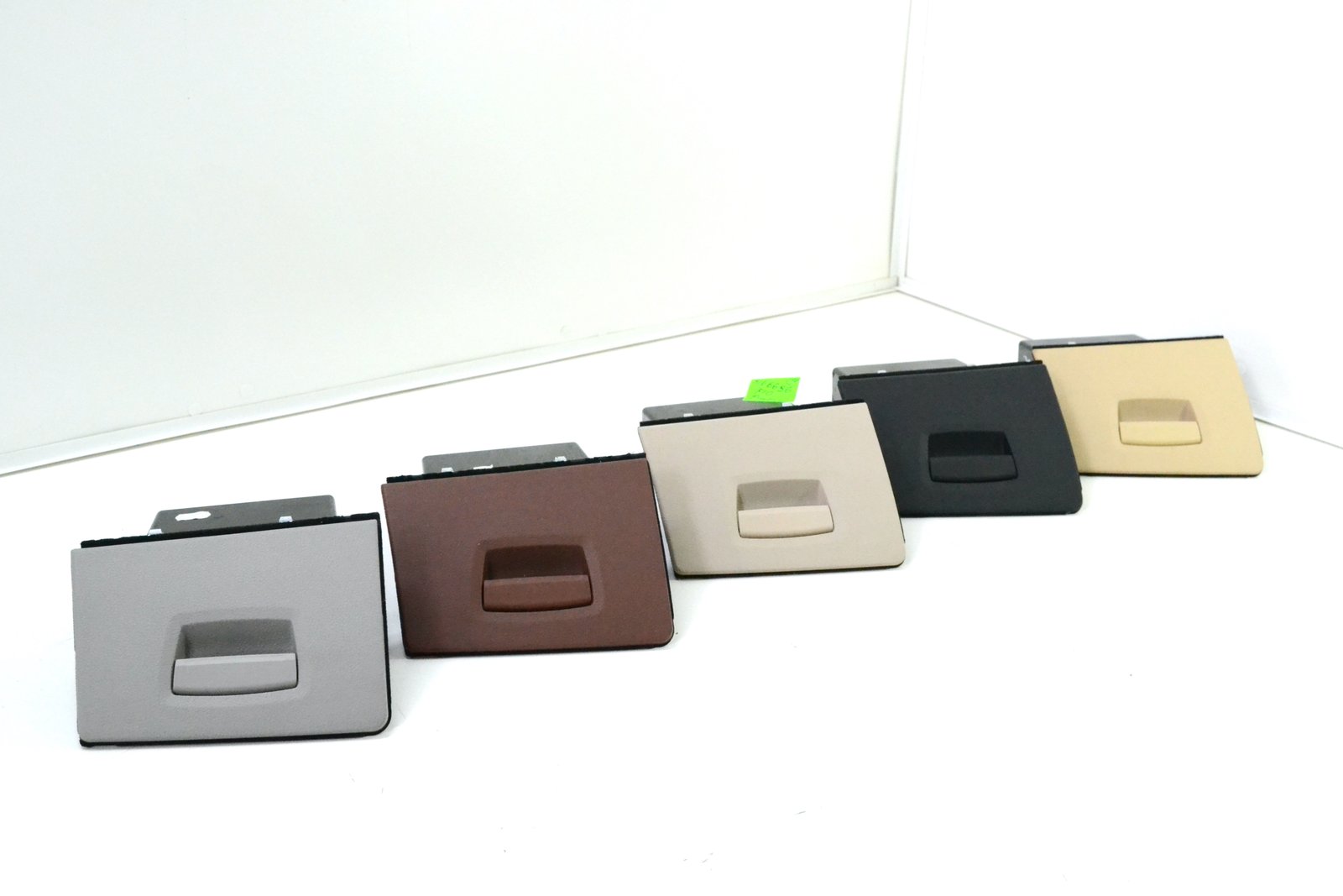 9166696 Бардачок bmw F10 F11