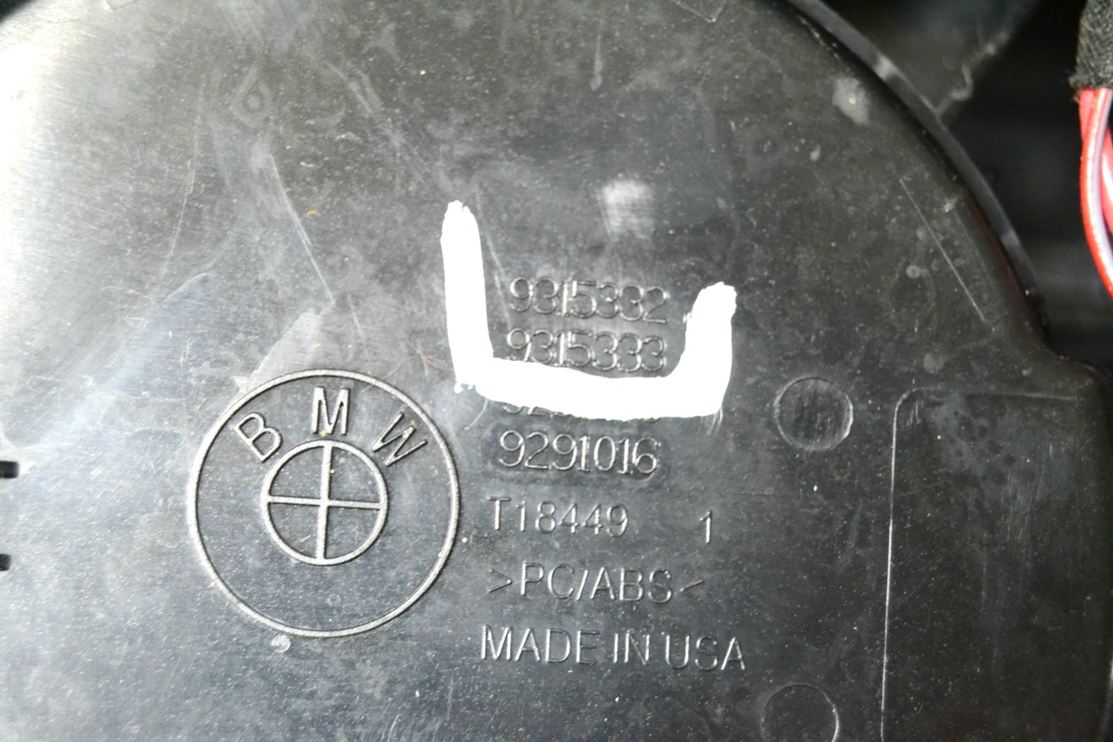 9315332 Бардачок bmw F15 F85