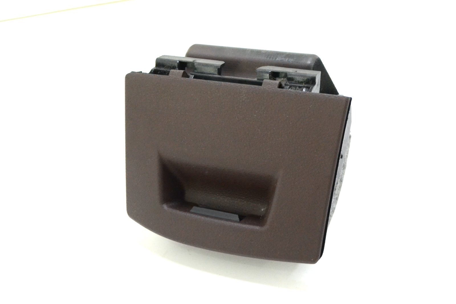 9270608 Бардачок bmw F15 F16