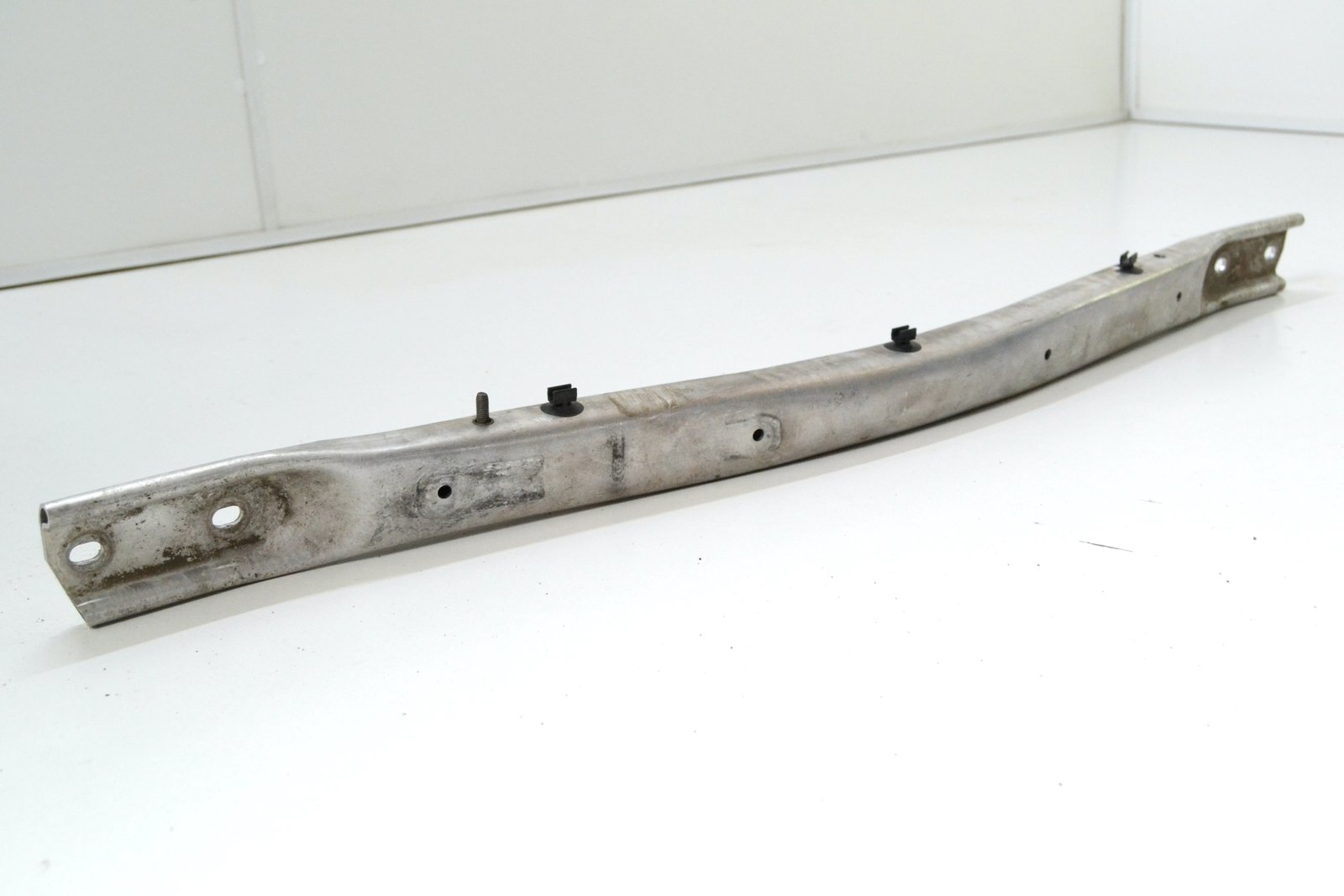 7228081 Підсилювач бампера передній bmw F15 F16