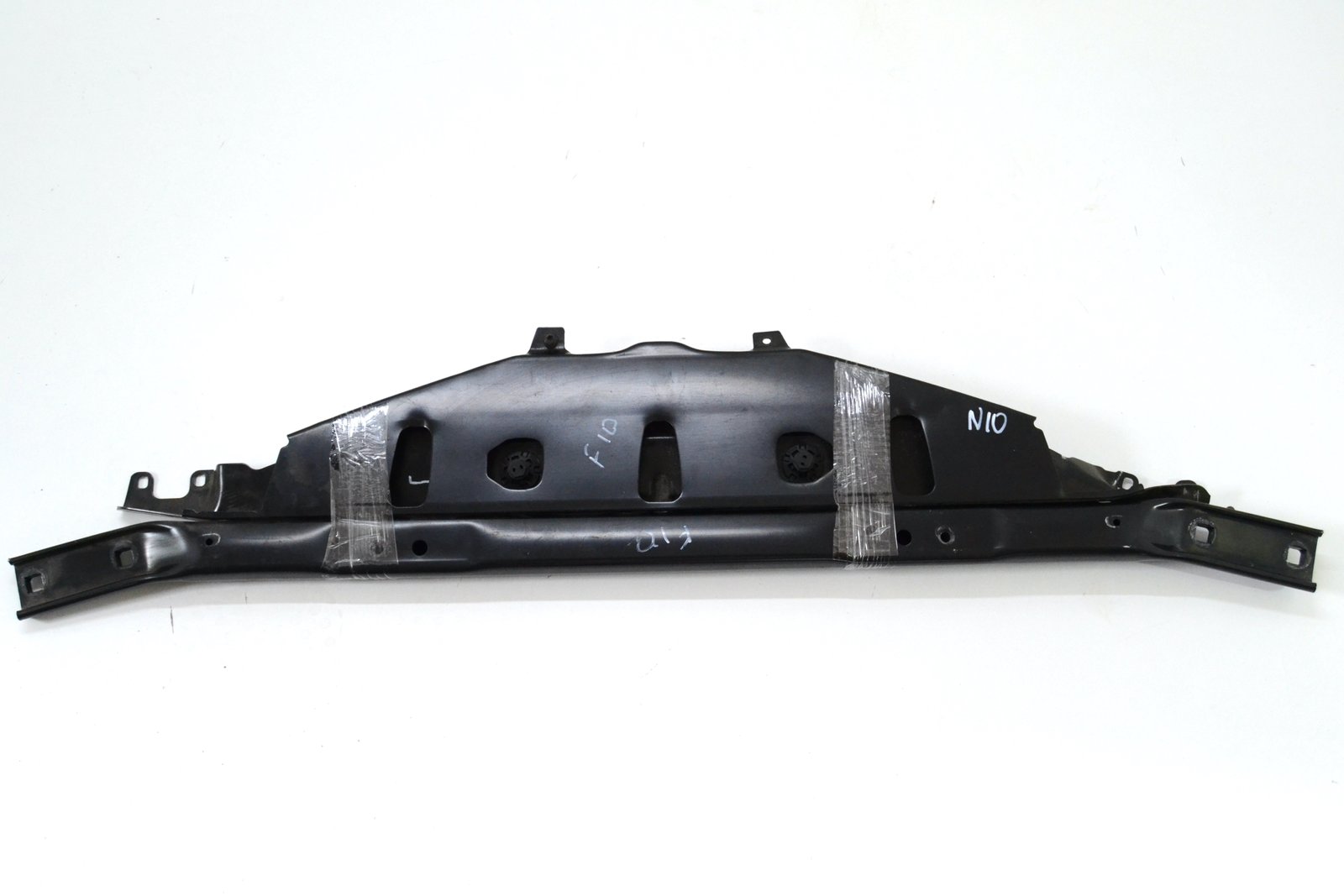 7200690 7200689 Підсилювач бампера передній bmw F10 F11