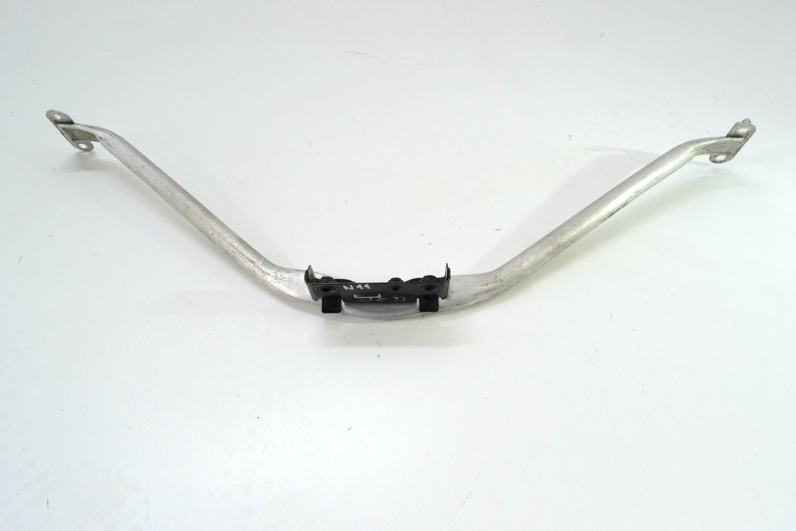 7214929 7215019 Підсилювач бампера передній bmw G30 G31