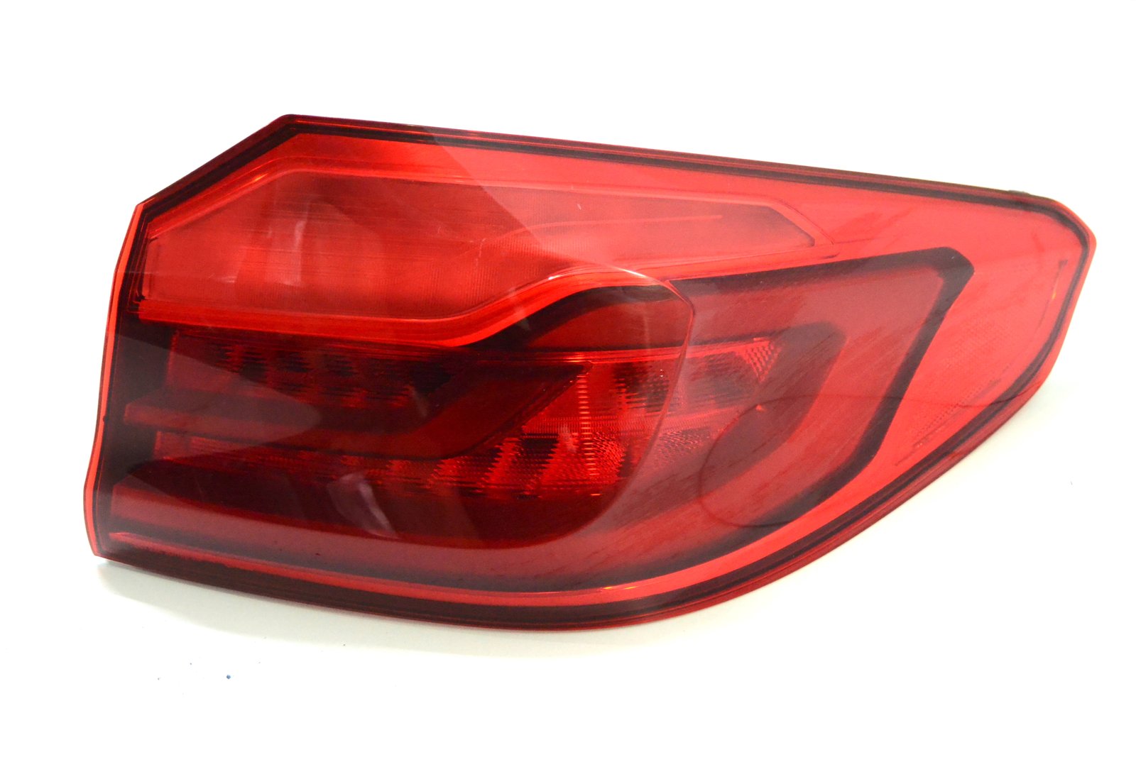 7376470 Задній ліхтар правий bmw G30 USA