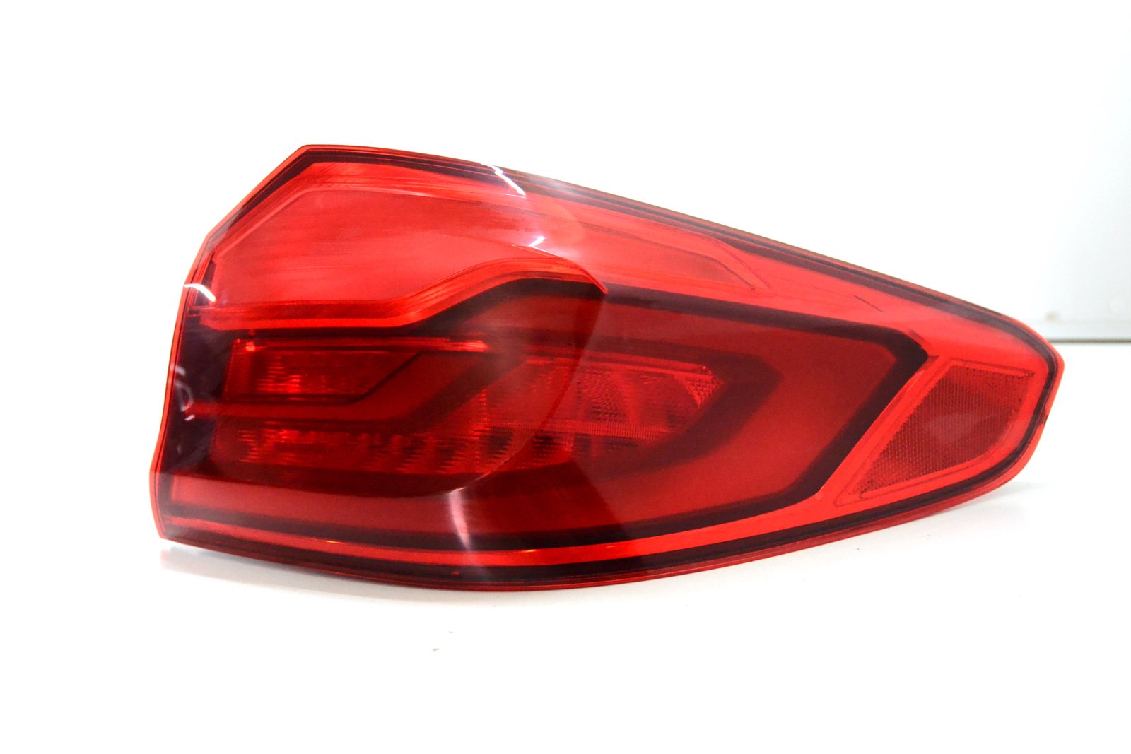 7376464 Задній ліхтар правий bmw G30 EU