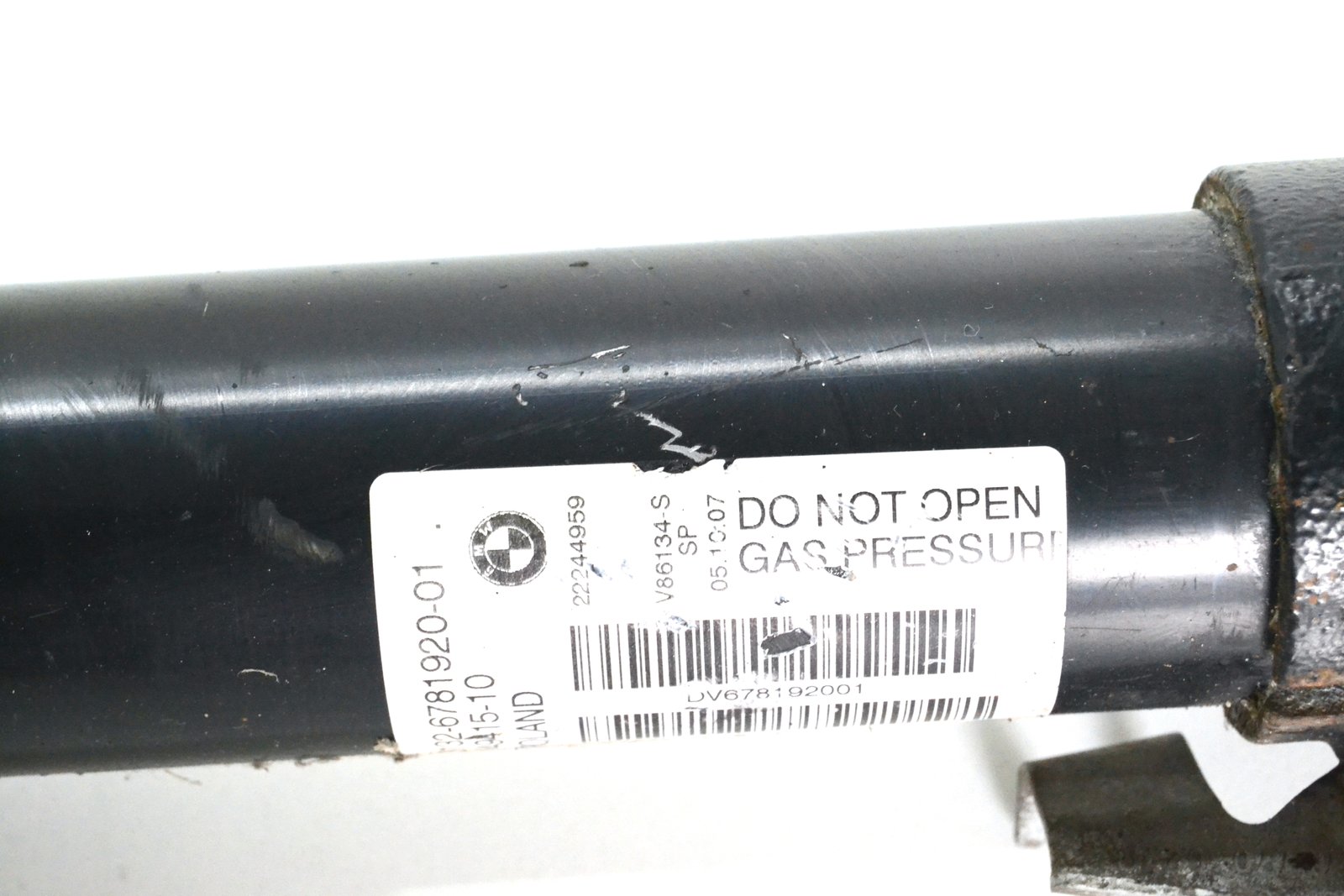 6781920 6780488 Стійка амортизатора передня права bmw E70 E70n