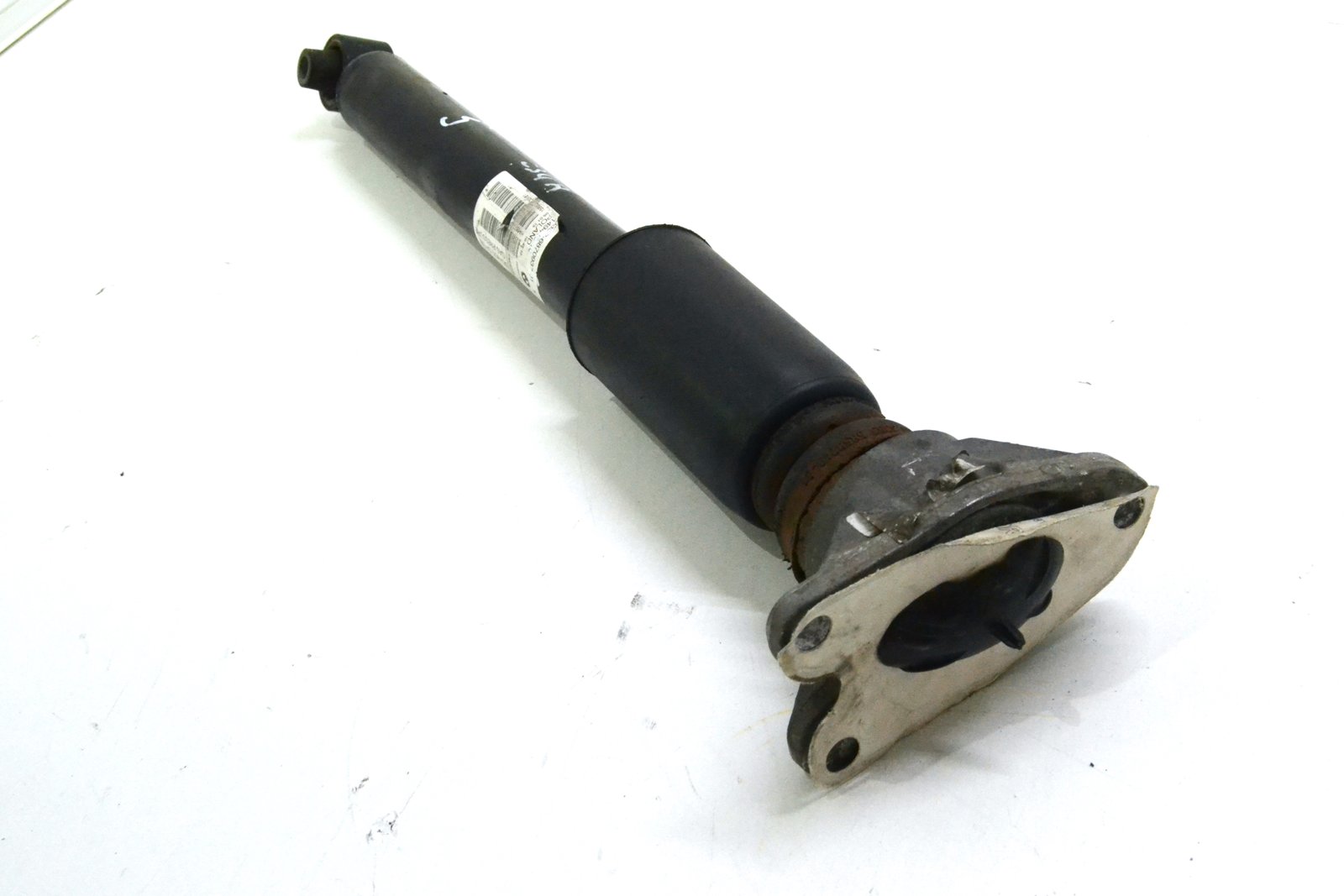 6870937 6873778 Амортизатор задній правий bmw F34