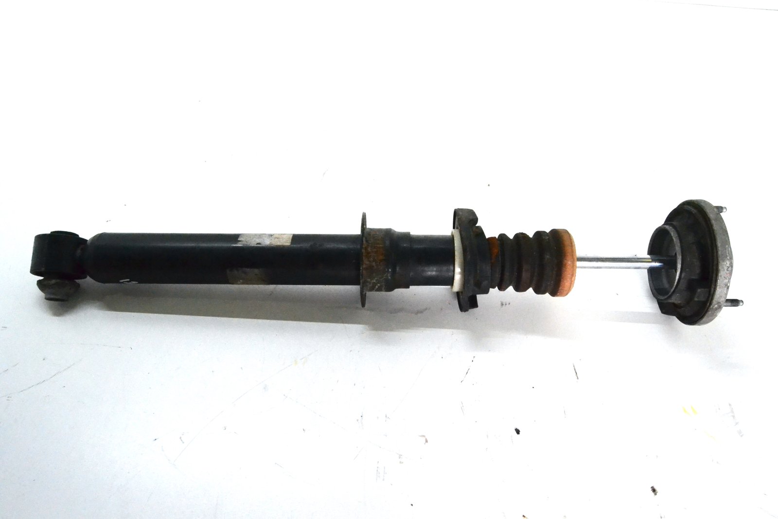 6789380 Амортизатор задній правий bmw F10 