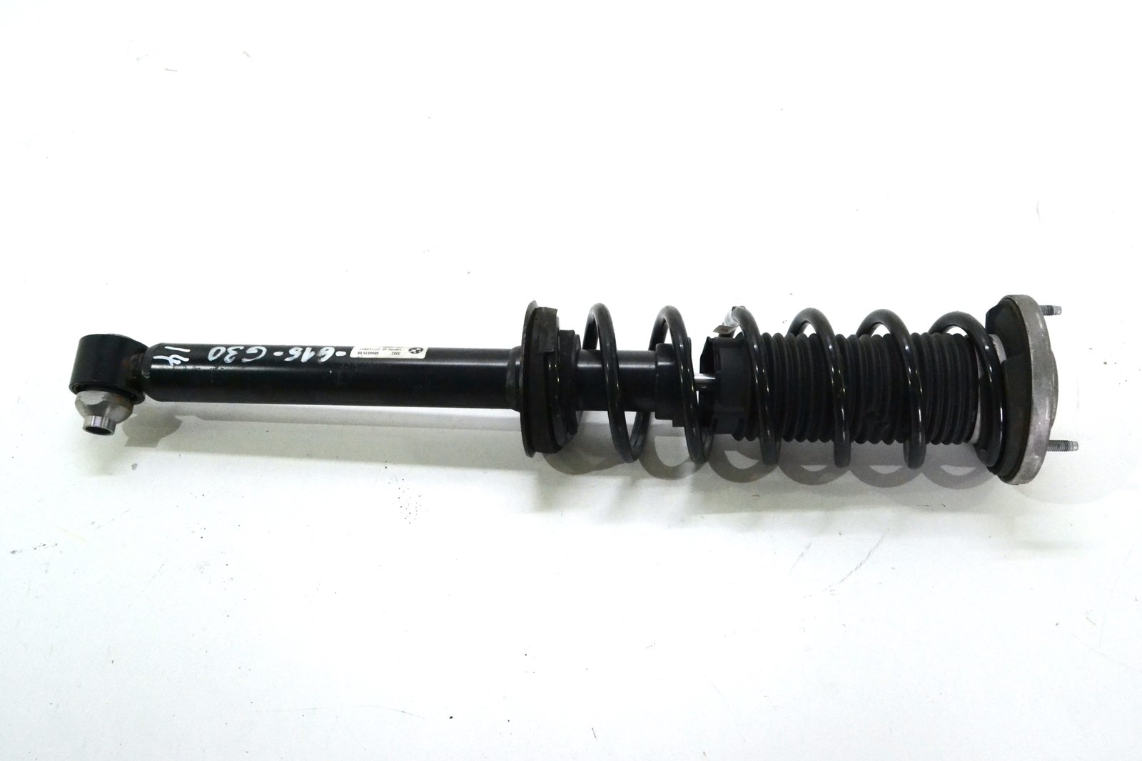 6866615 Амортизатор задній лівий bmw G30