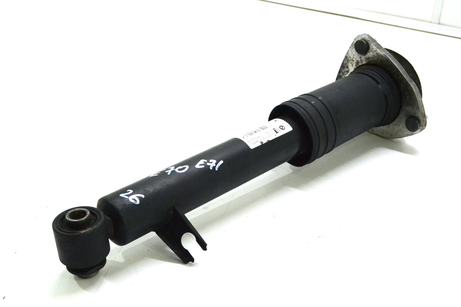 6781925 6780403 Амортизатор задній лівий bmw E70