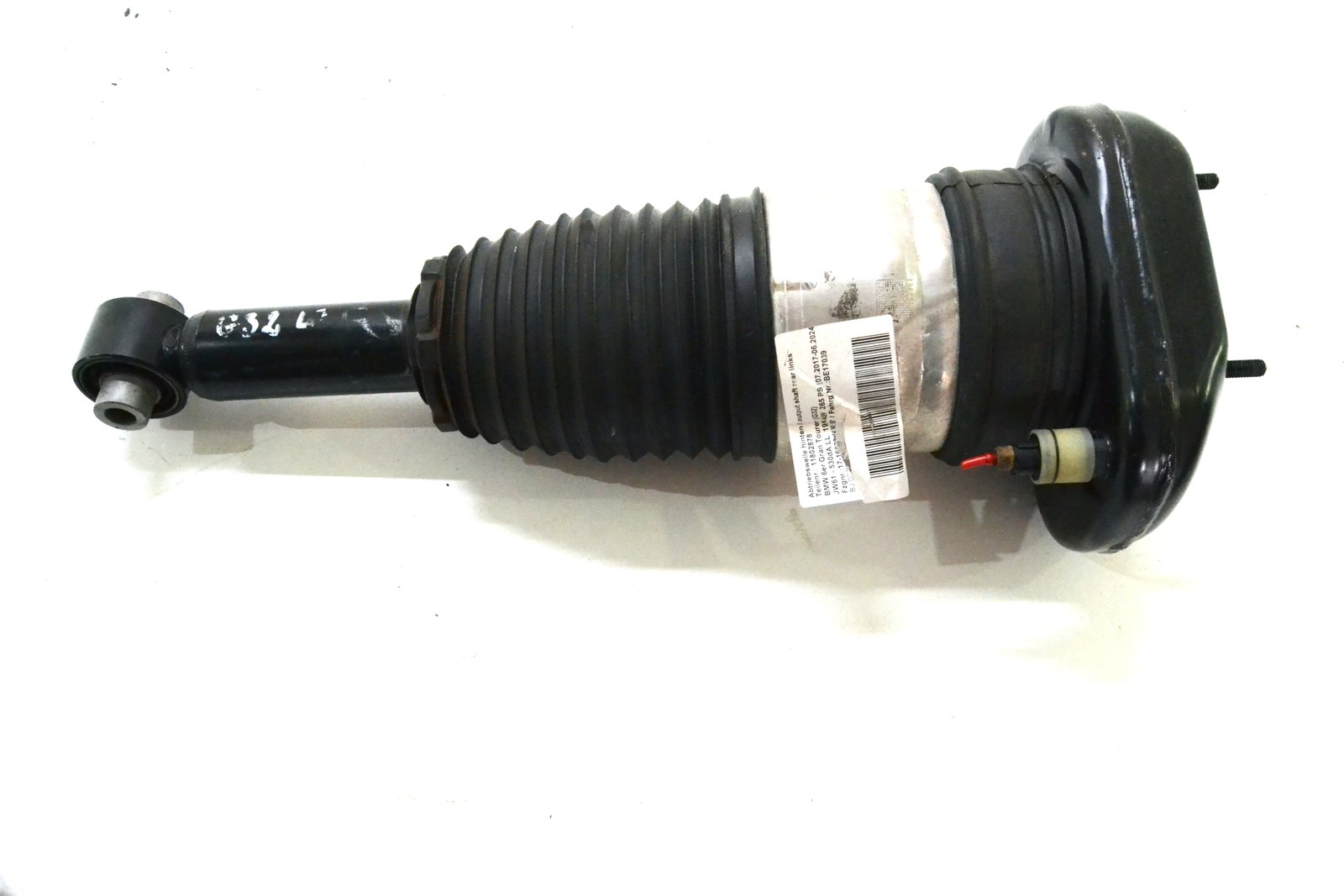 6872967 Пневмо амортизатор задній лівий bmw G32