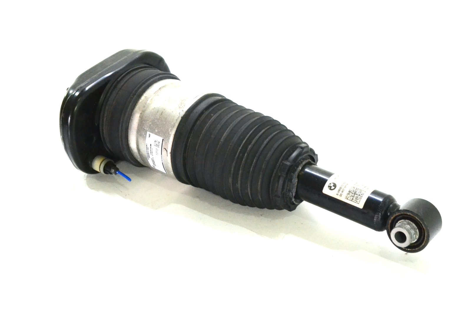 6872968 Пневмо амортизатор задній правий bmw G32