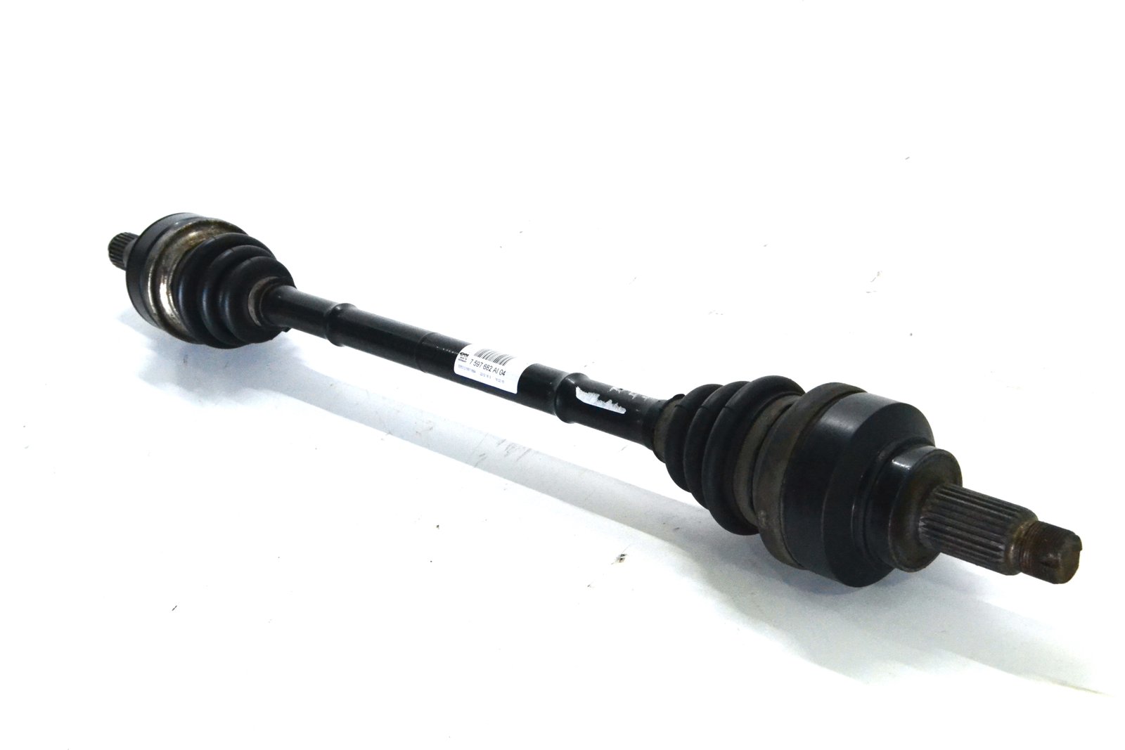 7597682 Піввісь задня права bmw F20 F30 F34 F32