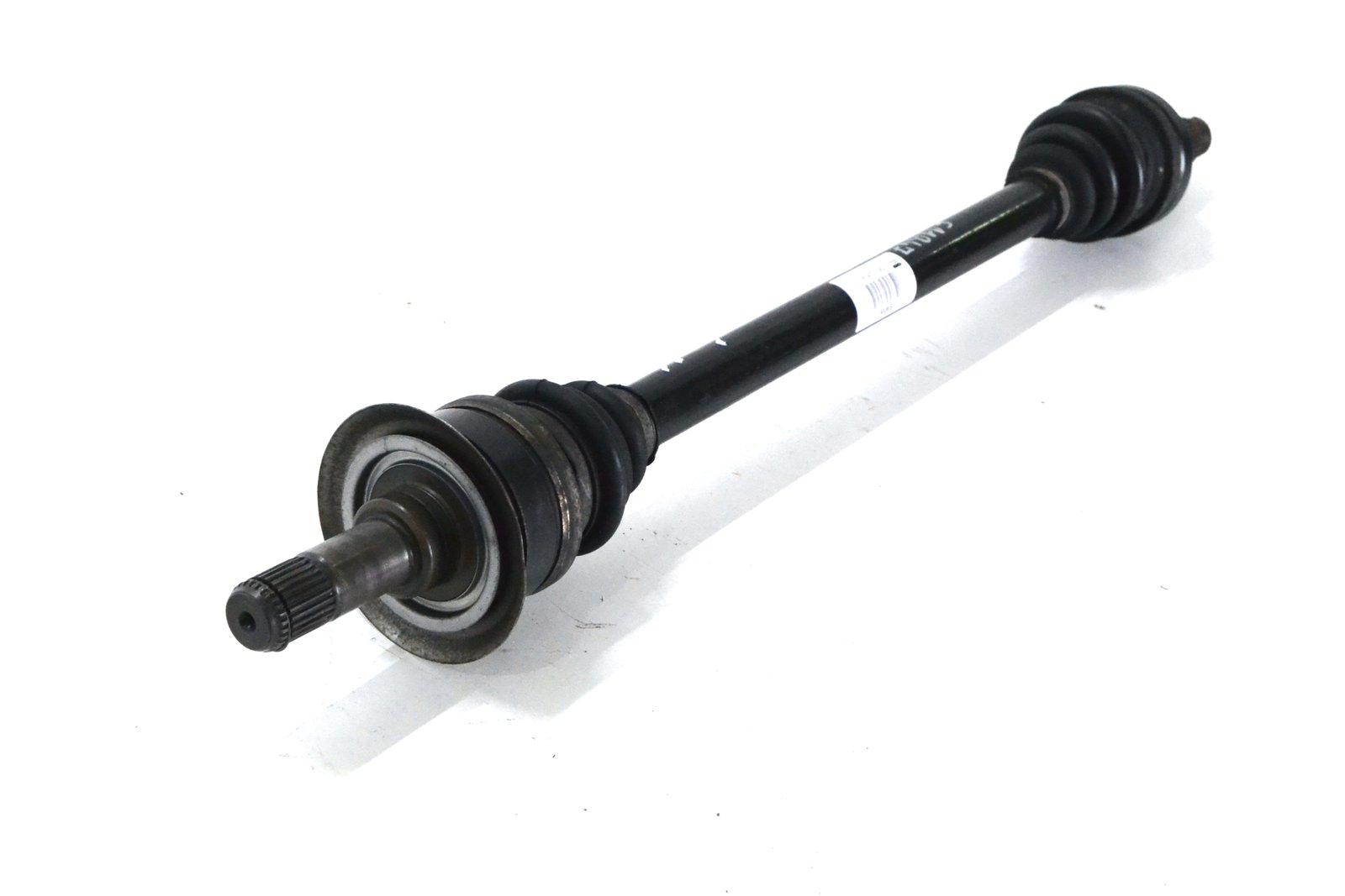 7581028 Піввісь задня права bmw F10 F11