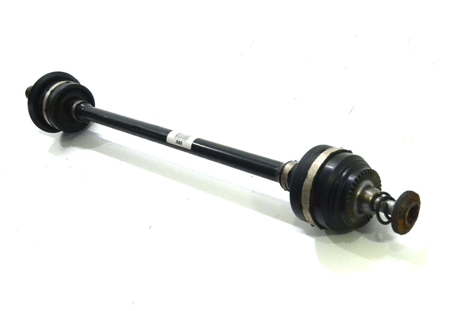 8664046 Піввісь задня права bmw G30 G31