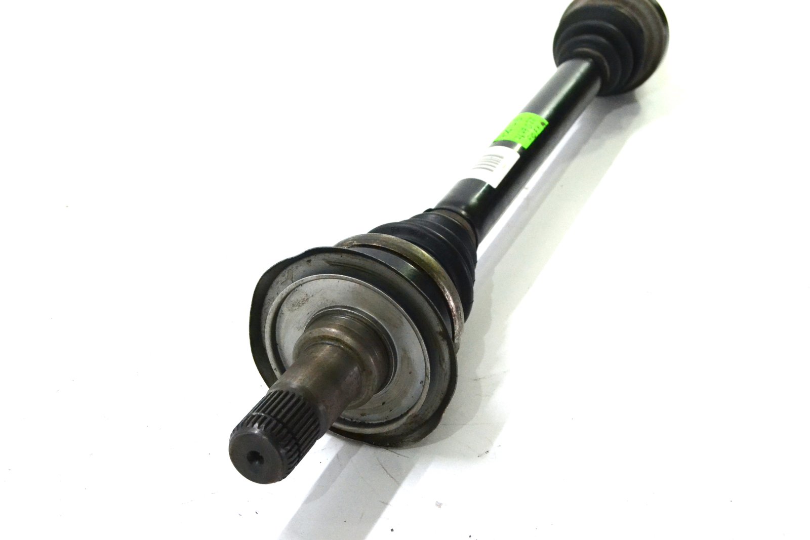 7581015 Піввісь задня ліва bmw F10 F11