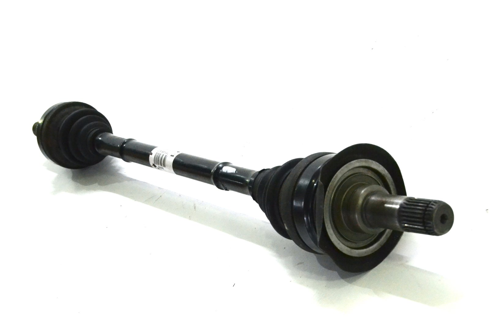 7614290 Піввісь задня права bmw F10 F11