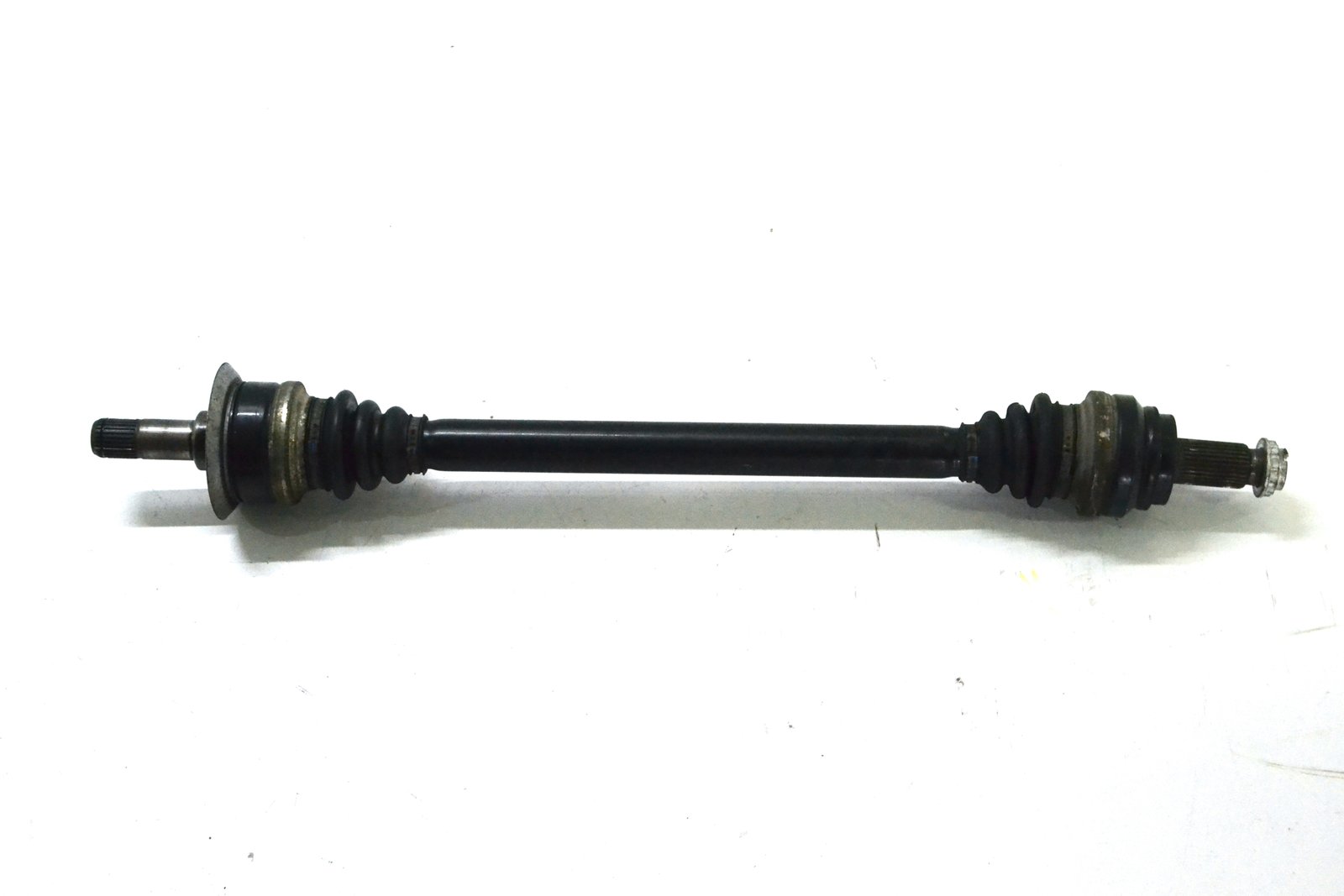 7598032 Піввісь задня права bmw F25 F26
