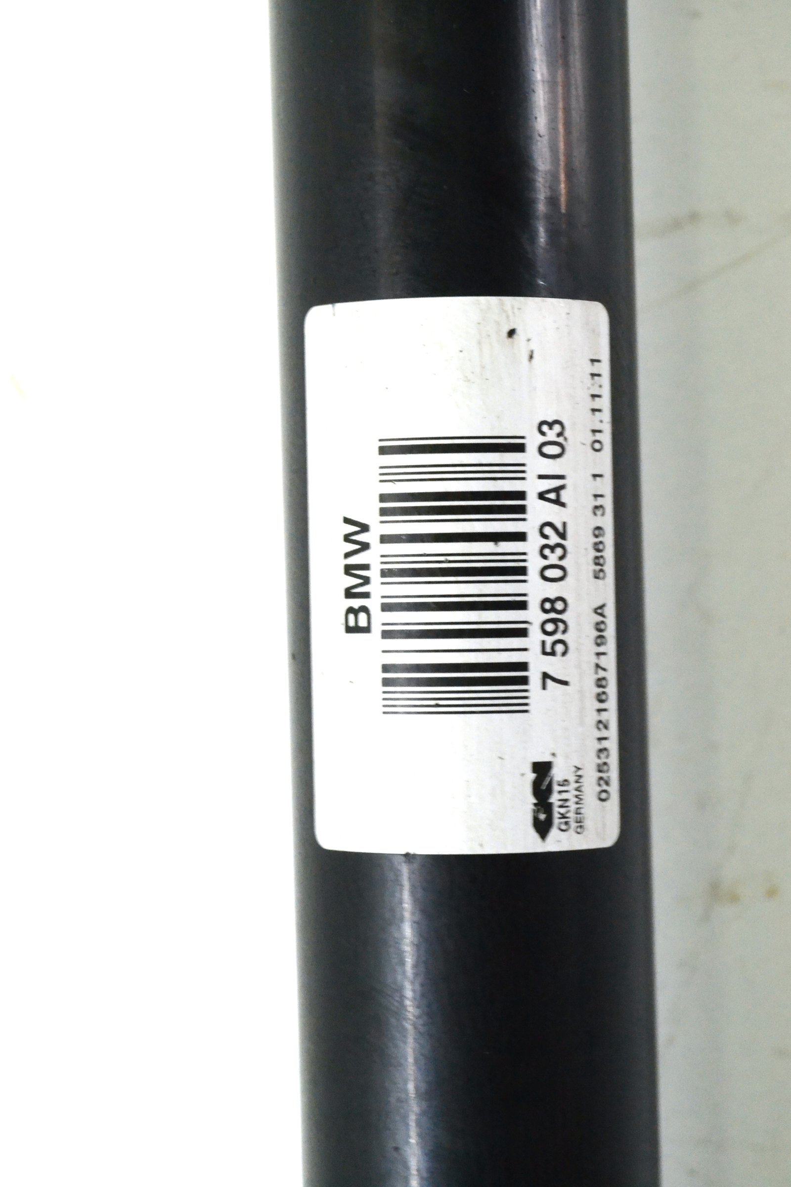 7598032 Піввісь задня права bmw F25 F26