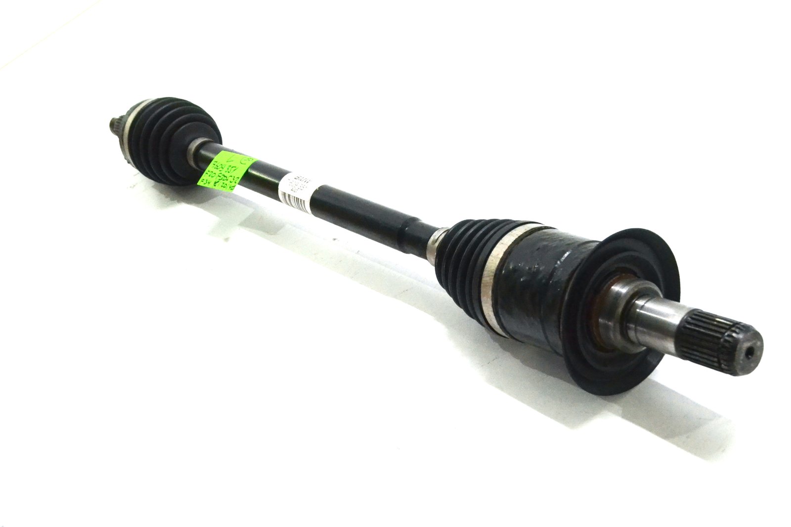 7609351 Піввісь задня ліва bmw F20 F30 F32 F34 F36